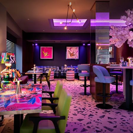 Nyx Hotel London Holborn By Leonardo Hotels Exterior foto The interior of the restaurant